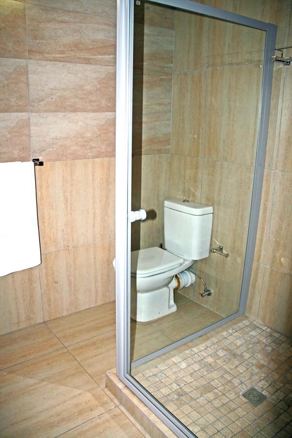 Merchant Business Class Hotel Henley on Klip Room photo