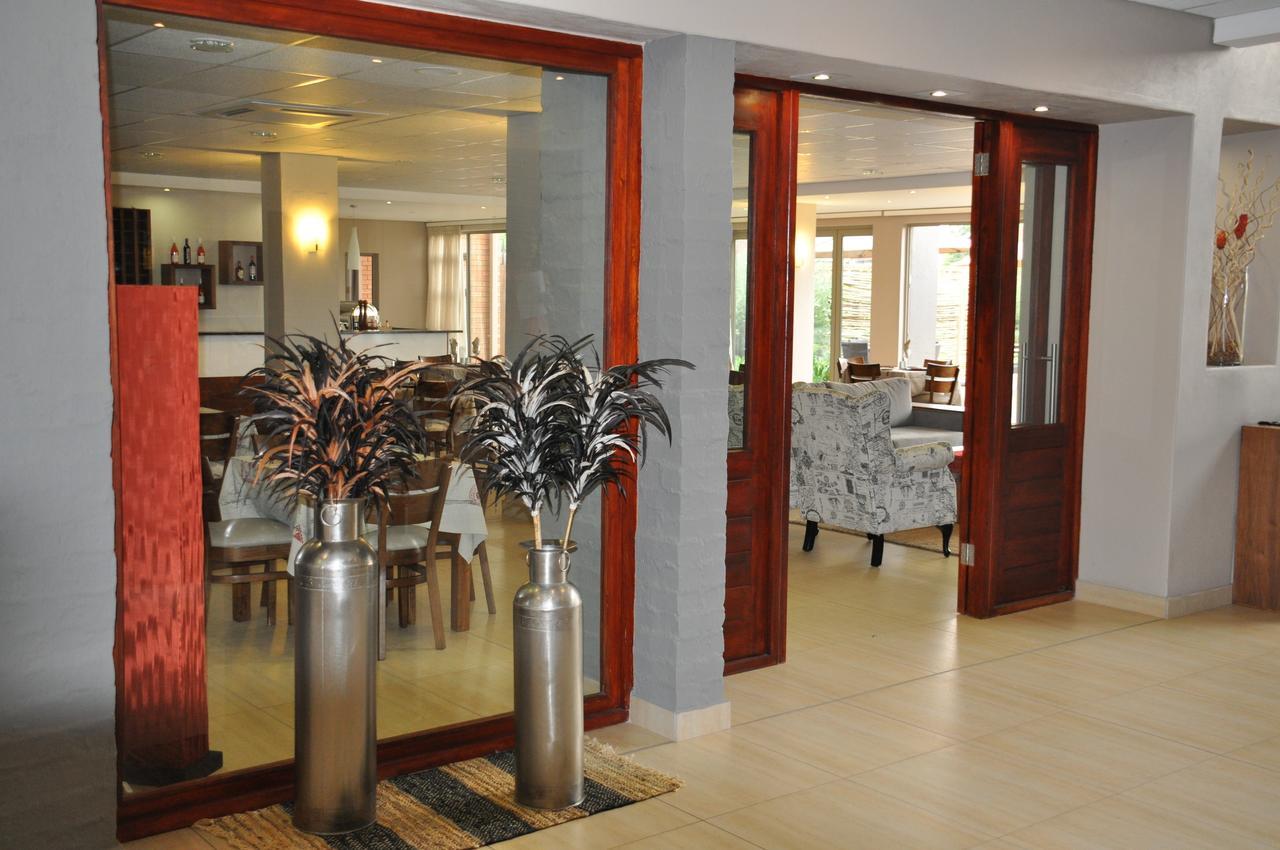 Merchant Business Class Hotel Henley on Klip Exterior photo