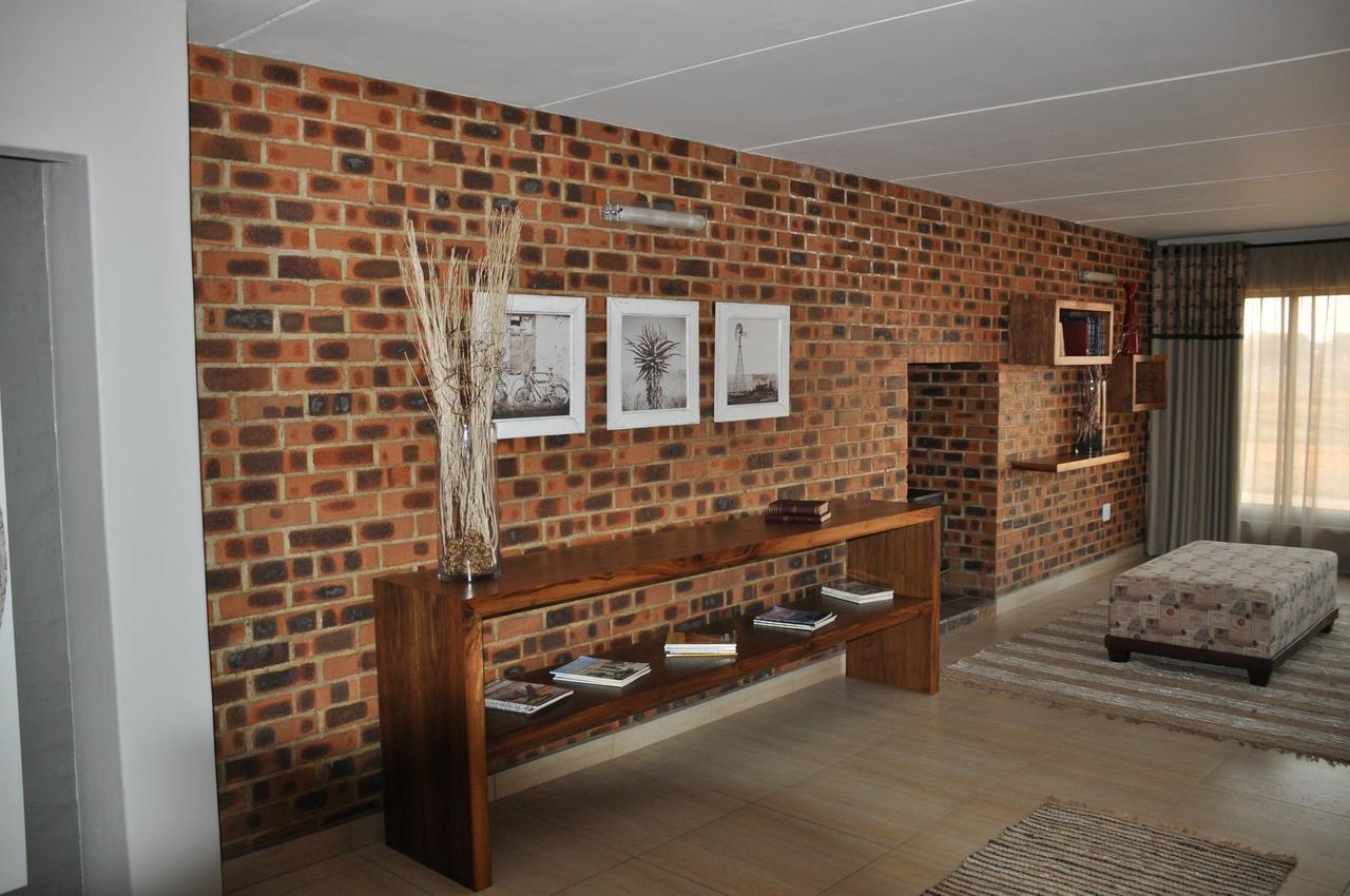 Merchant Business Class Hotel Henley on Klip Exterior photo